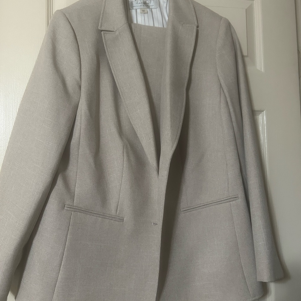Beautiful Tahari suit